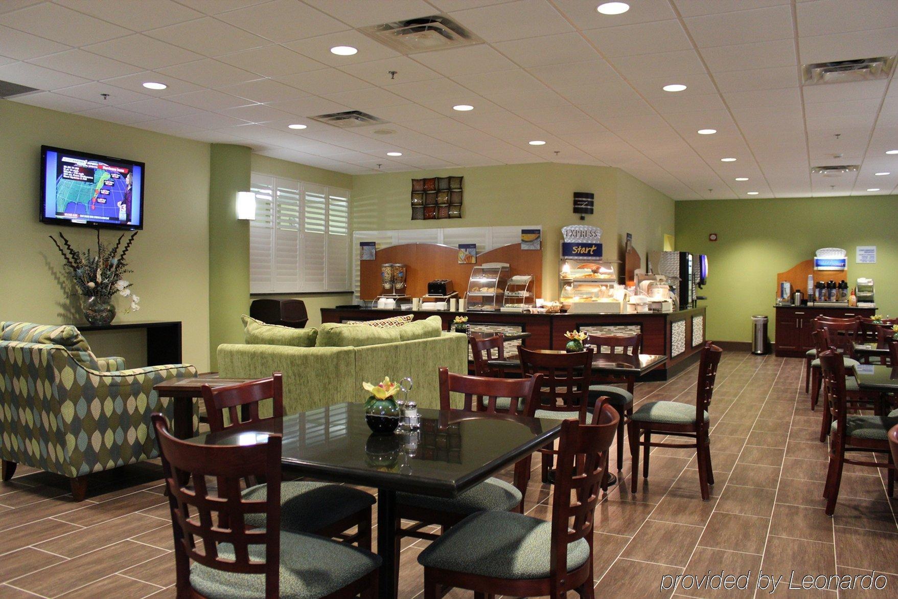 Holiday Inn Express & Suites Cocoa, An Ihg Hotel Restaurant photo